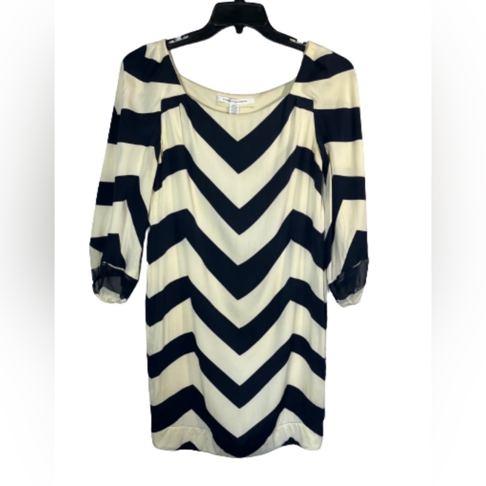 Avant-Garde Diane von Furstenburg silk Op-Art Psychedelic mini dress - Picture 2 of 9